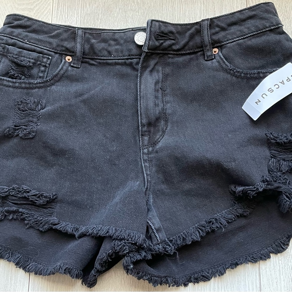 NWT Pacsun High Rise Festival shorts